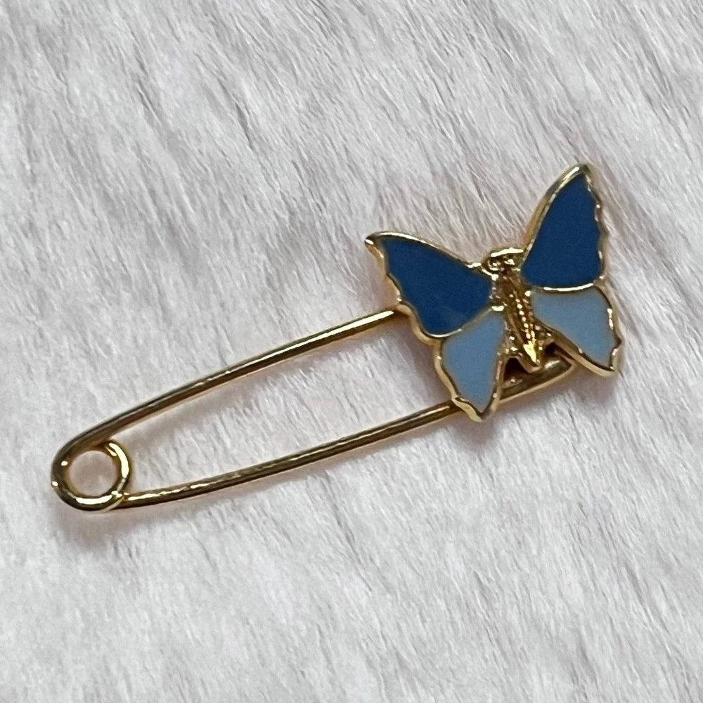 🔮 5/$25 Butterfly Safety‎ Pin Brooch